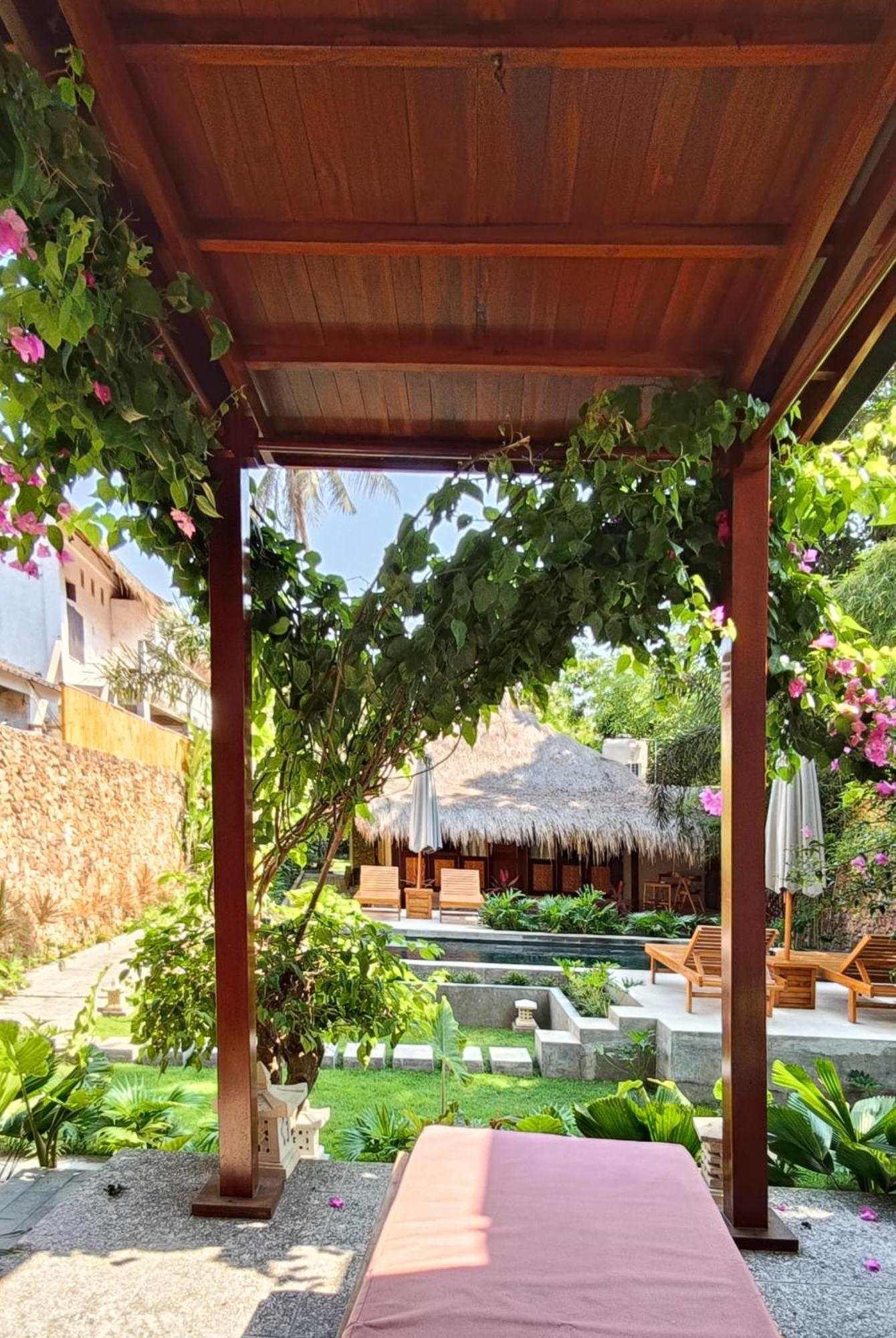 Dalai Tropical Kuta (Lombok) Exterior foto